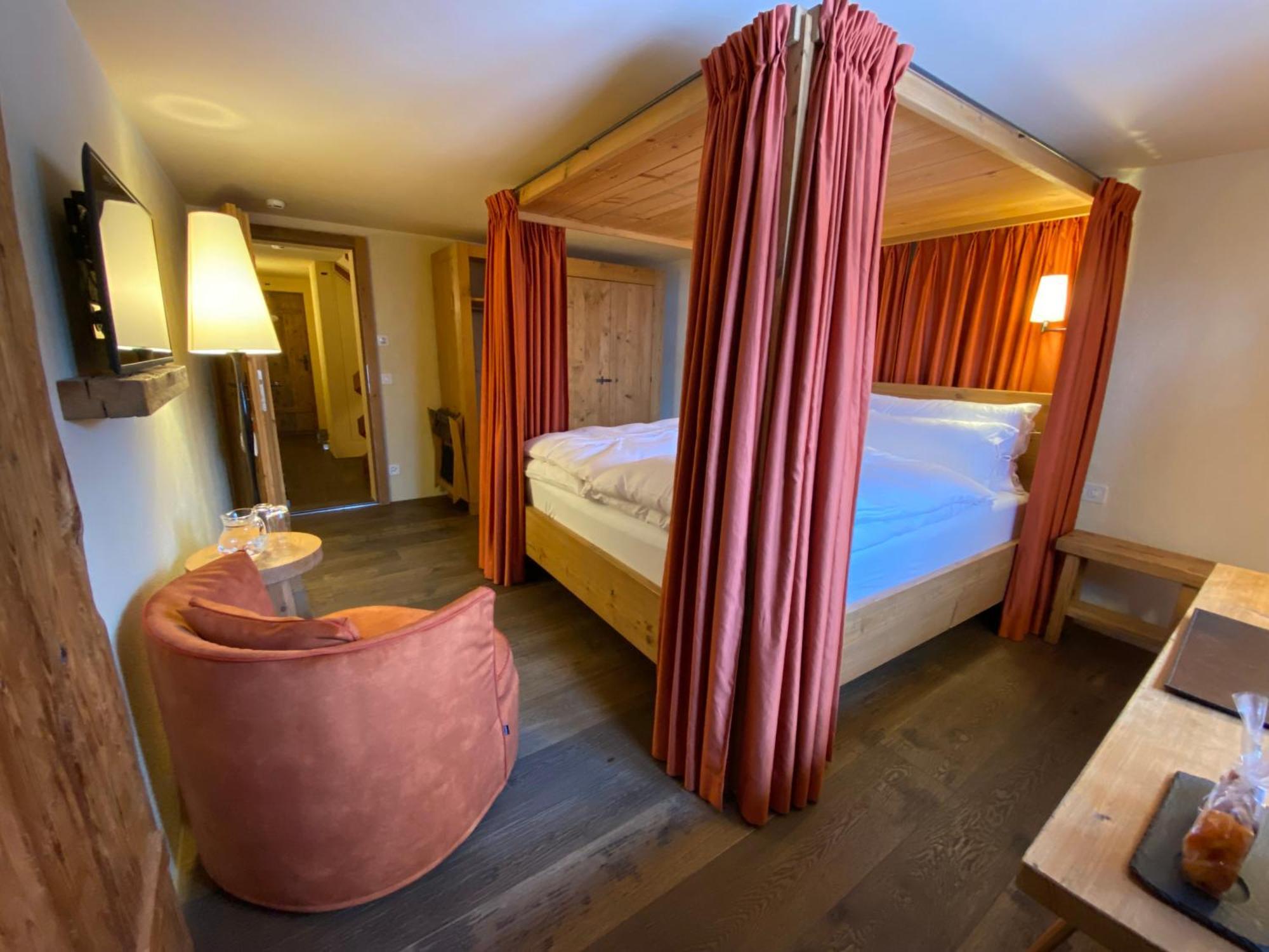 Maiensaesshotel Guarda Val เลนเซอร์ไฮเดอ ภายนอก รูปภาพ